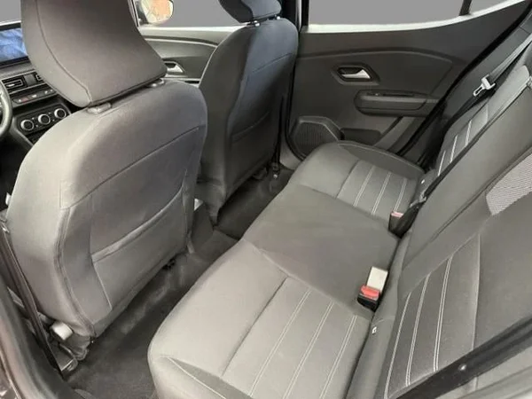 Dacia Sandero Stepway (2025) — foto 17 van 17