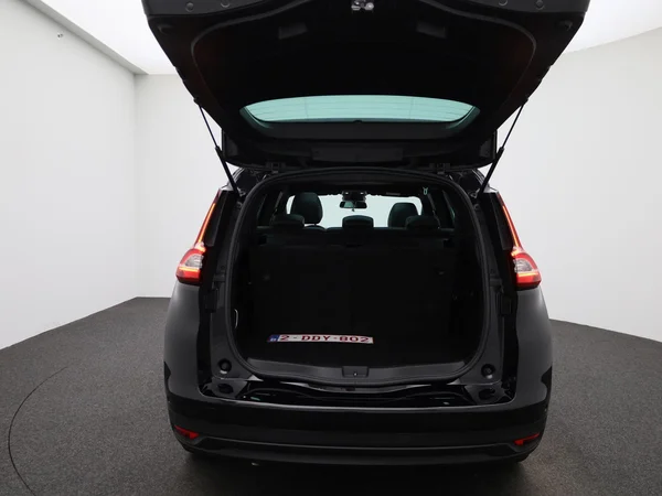 Renault Grand Scénic (2023) — foto 4 van 39
