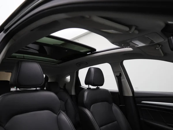 MG ZS EV (2021) — foto 33 van 45