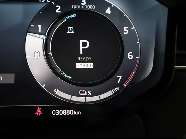 LAND ROVER Range Rover Sport PHEV (2024) — foto 11 van 28