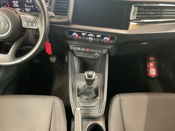 AUDI A1 Allstreet (2023) — foto 3 van 20