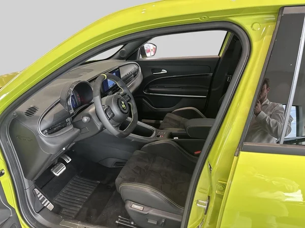 Abarth 600e (2026) — foto 25 van 26