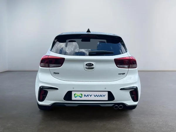 KIA Rio (2020) — foto 27 van 31