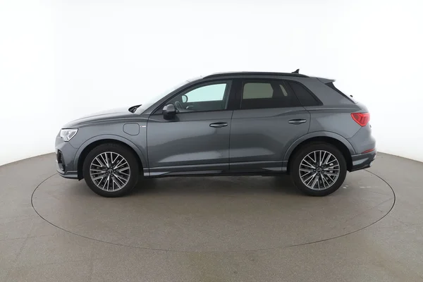 Audi Q3 (2021) — foto 9 van 16