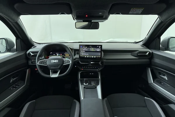 Dacia Bigster Hybrid (2026) — foto 17 van 17