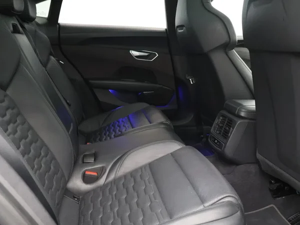 Audi e-tron GT (2021) — foto 5 van 30