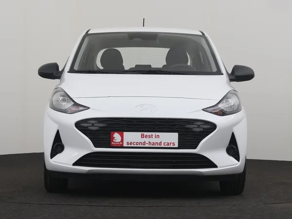 HYUNDAI i10 (2025) — foto 23 van 25