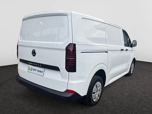 VOLKSWAGEN Transporter T7 28 Fou Swb (2025) — foto 10 van 14