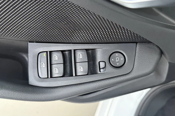 BMW 1 Hatch (F40) (2024) — foto 5 van 17