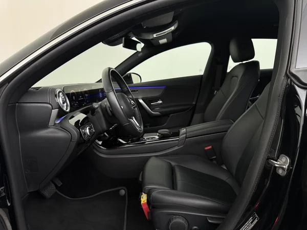 MERCEDES CLA 250 (2022) — foto 2 van 31