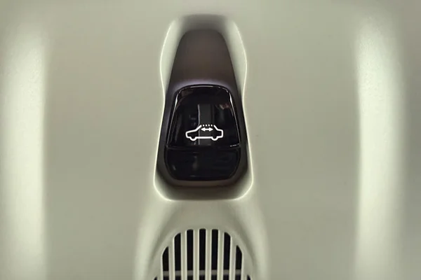 Volvo XC90 PHEV (2019) — foto 4 van 41