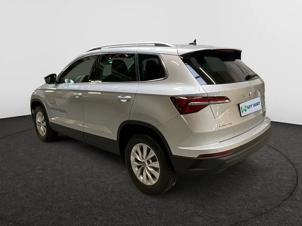 SKODA Karoq (2025) — foto 18 van 24