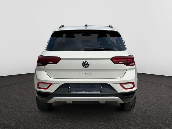 VOLKSWAGEN T-Roc (2023) — foto 13 van 20