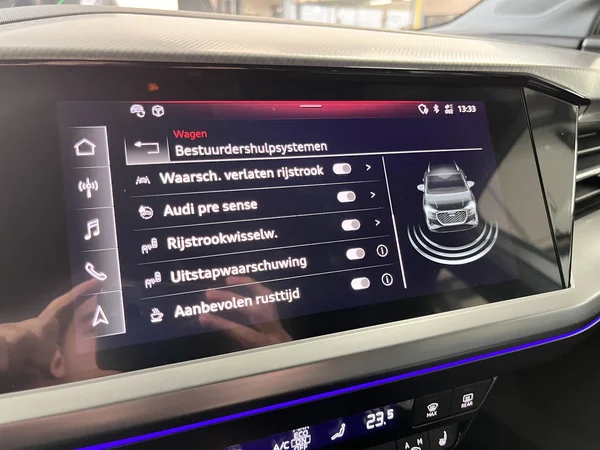 AUDI Q4 e-tron (2021) — foto 22 van 24
