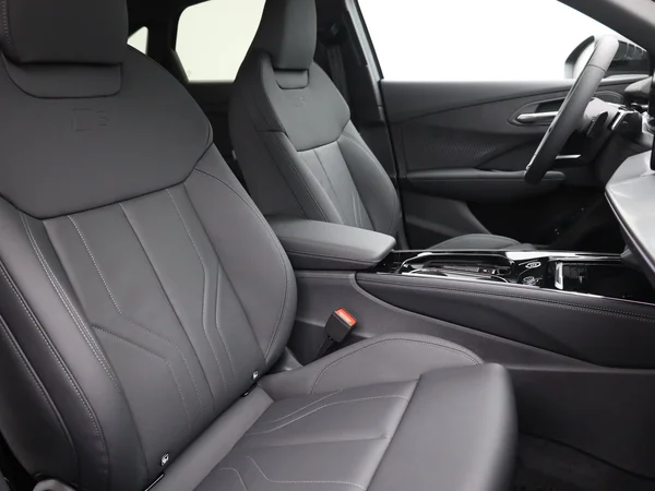 AUDI Q3 SUV e-hybrid (PHEV) (2025) — foto 22 van 29