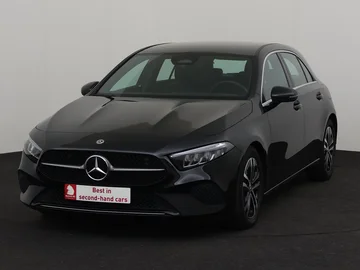 MERCEDES A 180 (2024)