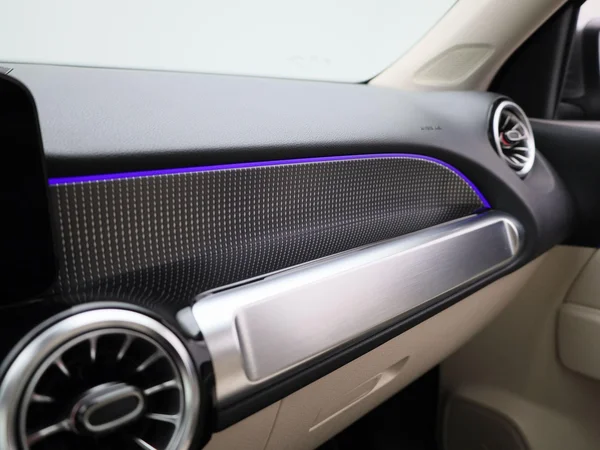 Mercedes-Benz GLB (2021) — foto 25 van 45