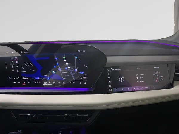 AUDI Q6 e-tron (2024) — foto 4 van 14