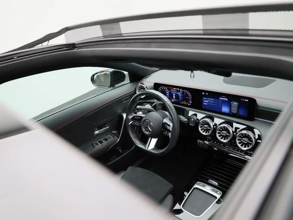 Mercedes-Benz CLA (2024) — foto 46 van 57