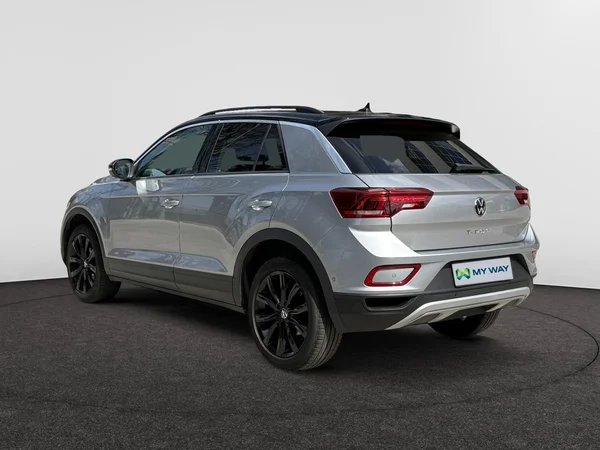 VOLKSWAGEN T-Roc (2023) — foto 18 van 24