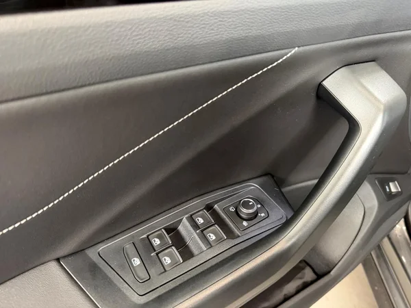 VOLKSWAGEN T-Roc (2026) — foto 7 van 24