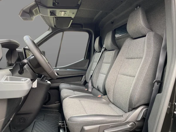 Renault Master (2025) — foto 5 van 22