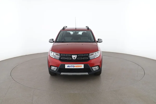 Dacia Sandero (2017) — foto 15 van 16