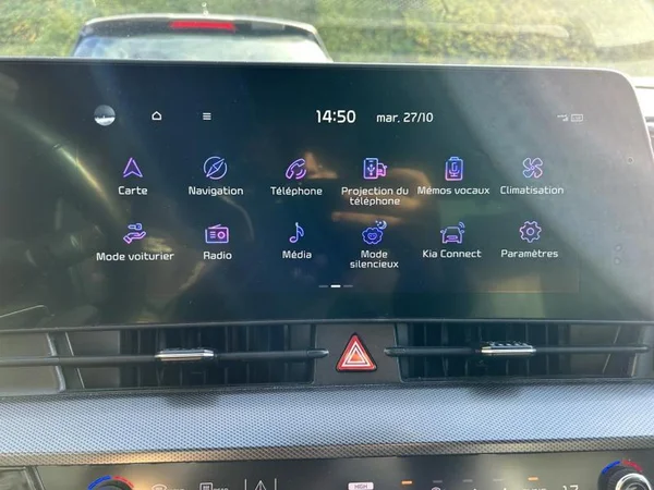 KIA Sportage (2024) — foto 18 van 32