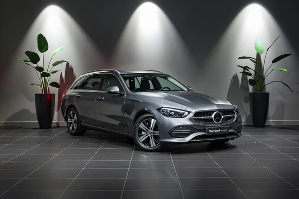 Mercedes-Benz C-Klasse (2023) — foto 23 van 32