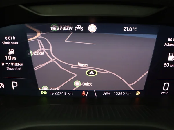 SKODA Karoq (2025) — foto 5 van 18