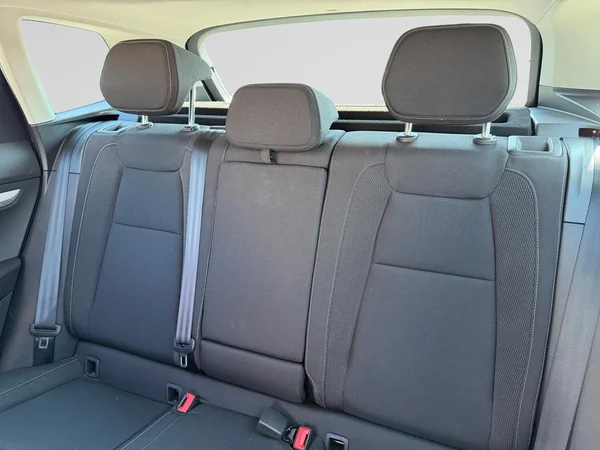 SKODA Karoq (2025) — foto 10 van 24