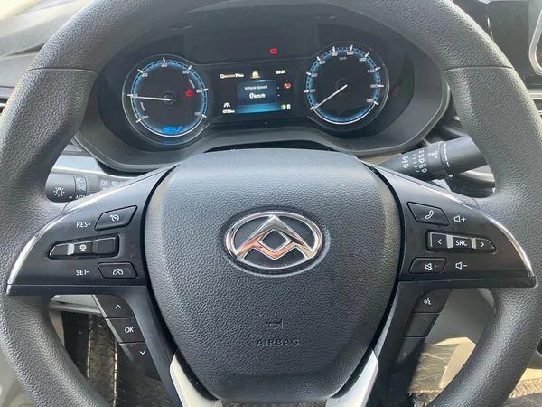 Maxus eDeliver9 (2023) — foto 2 van 33