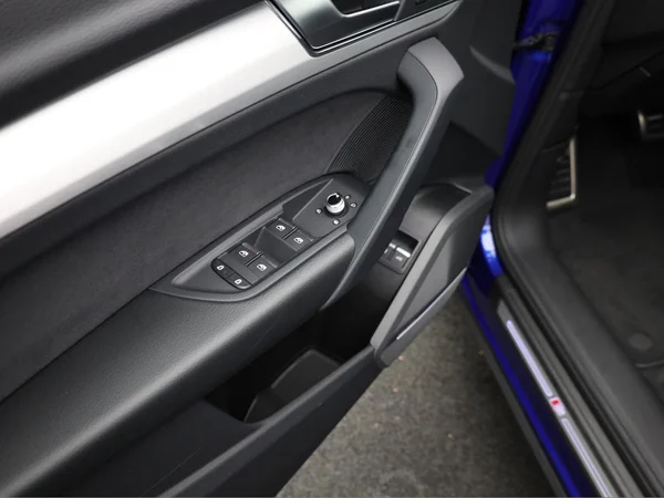 AUDI Q5 PHEV (2023) — foto 7 van 26