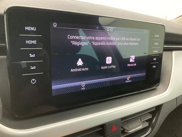 SKODA Kamiq (2023) — foto 13 van 36