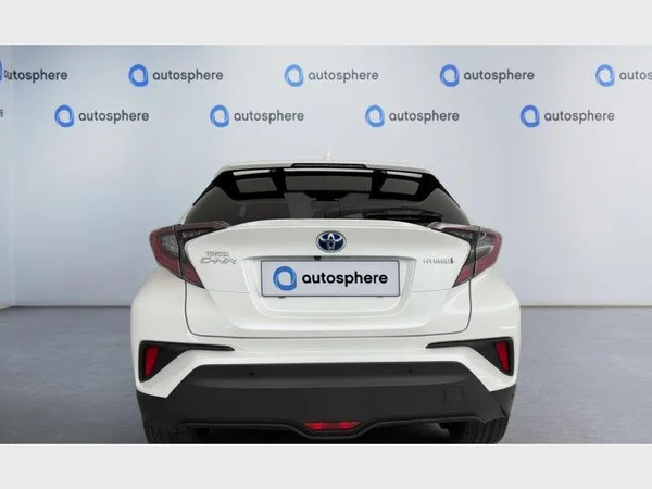 Toyota C-HR (2019) — foto 13 van 15