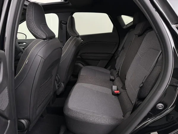 RENAULT Captur (2024) — foto 5 van 28