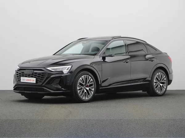 AUDI Q8 e-tron Sportback (2024) — foto 1 van 25