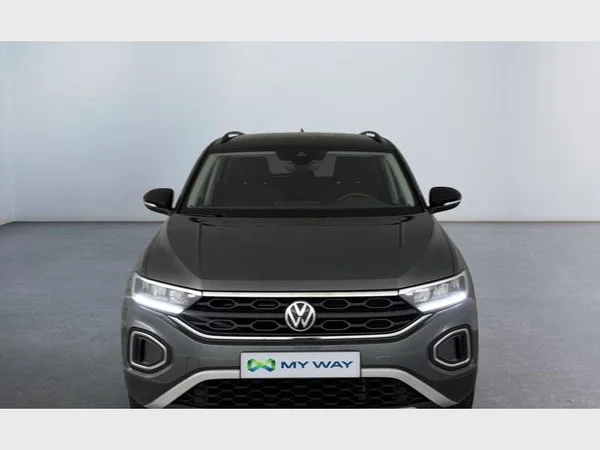 Volkswagen T-Roc (2022) — foto 12 van 27
