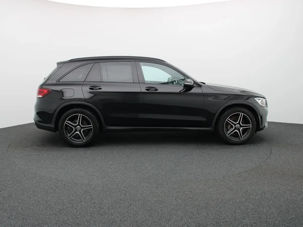 Mercedes-Benz GLC (2022) — foto 20 van 23
