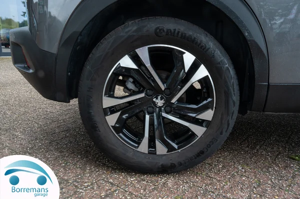Peugeot 2008 (2022) — foto 24 van 45