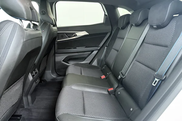 Renault Austral E-Tech (HEV) (2025) — foto 18 van 19