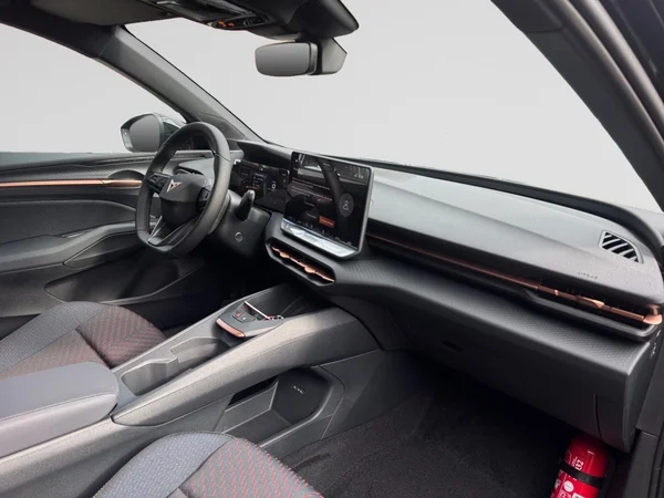 CUPRA Raval (2026) — foto 9 van 13