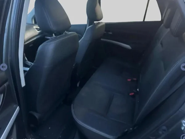 Suzuki S-Cross (2021) — foto 15 van 15