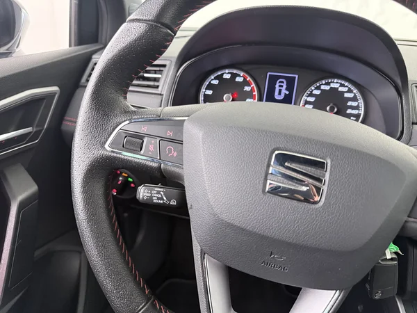 SEAT Arona (2021) — foto 4 van 24
