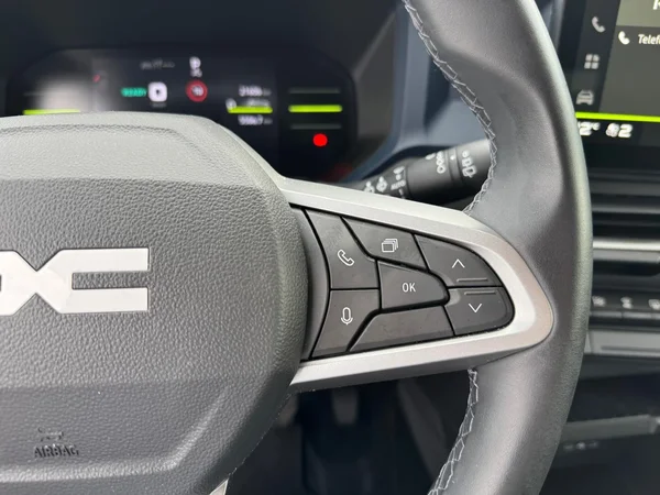 Dacia Duster (2025) — foto 5 van 19