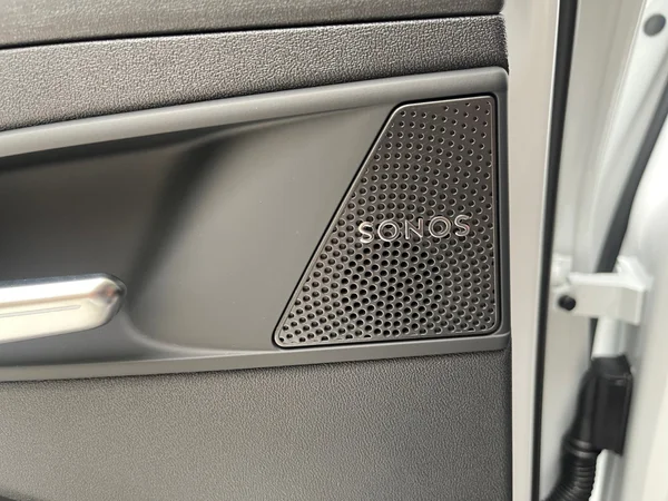 AUDI Q3 SUV e-hybrid (PHEV) (2025) — foto 3 van 16