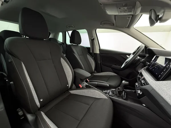 SKODA Kamiq (2025) — foto 16 van 18