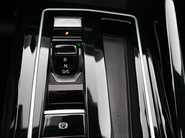 Volkswagen Golf (2024) — foto 17 van 29