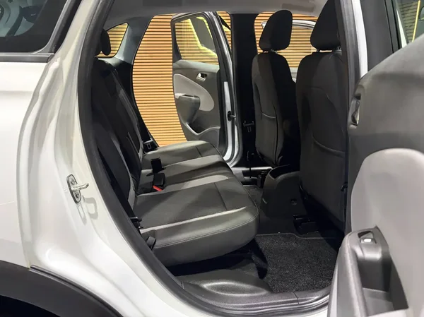 Opel Crossland (2019) — foto 11 van 25