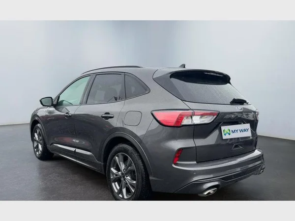 Ford Kuga (2021) — foto 12 van 28